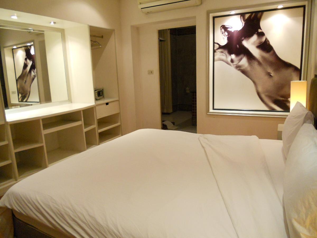 Strand Inn Hotel Bangkok Exterior foto